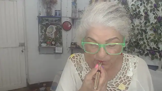 FunnyGrandma online show from March 29, 12:42 am
