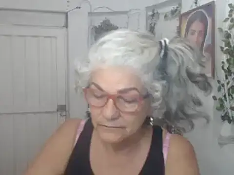 FunnyGrandma online show from September 9, 12:54 am