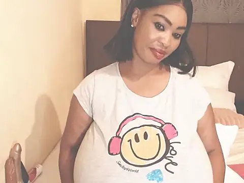 MissTits online show from November 4, 10:15 pm