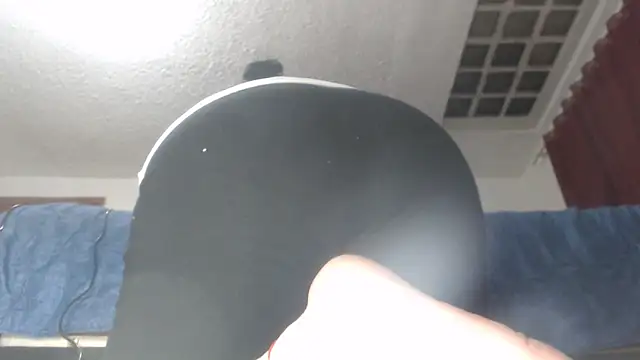 Snapshot of prettyangelsquirt chatting on October 3, 12:27 am prettyangelsquirt online show from October 3, 12:27 am