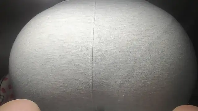 Snapshot of prettyangelsquirt chatting on October 15, 2:14 am prettyangelsquirt online show from October 15, 2:14 am