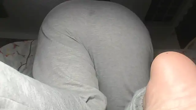 Snapshot of prettyangelsquirt chatting on October 20, 10:46 pm prettyangelsquirt online show from October 20, 10:46 pm