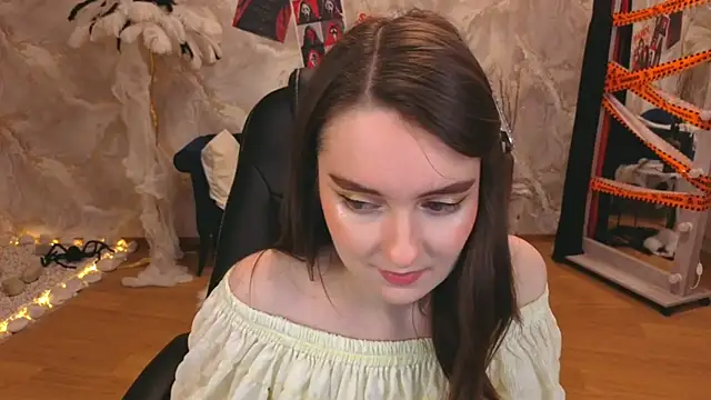 CloudGrace online show from November 9, 6:15 pm