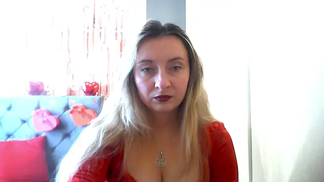 SusanCurt online show from February 15, 10:58 am