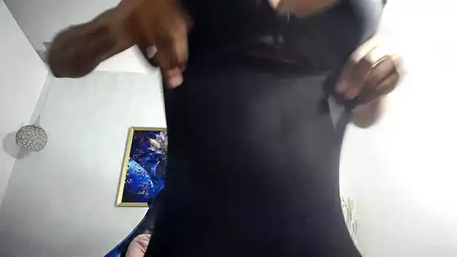 Snapshot of paulabigcock chatting on October 29, 2:38 am paulabigcock online show from October 29, 2:38 am