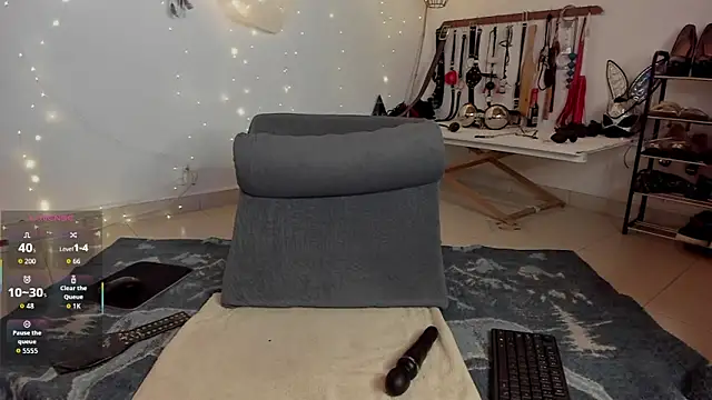 Snapshot of Arianna_connor1 chatting on September 19, 12:09 am Arianna connor1 online show from September 19, 12:09 am