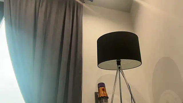 Iris cherry online show from February 23, 2:05 pm