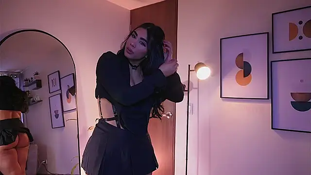 Isabella dior online show from November 20, 2:40 pm