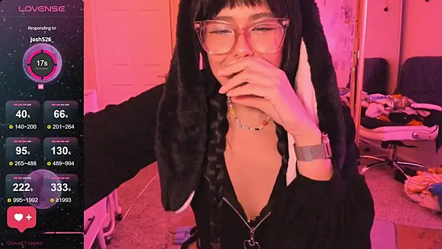 Evie-Luna online show from September 26, 2:42 am