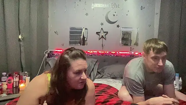 Dickandbigtitties2020 online show from February 14, 8:38 am