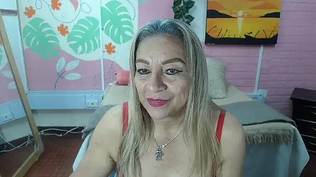 Snapshot of ZAMANTHA chatting on October 30, 5:25 pm ZAMANTHA online show from October 30, 5:25 pm