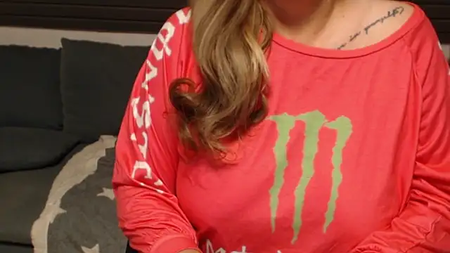 KimMitchelli online show from September 30, 4:18 am