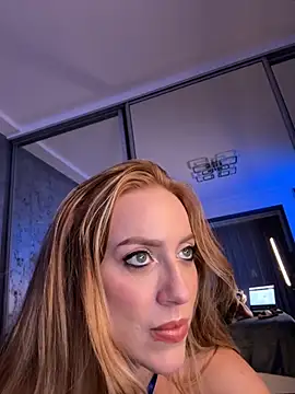 AlyaSeduce online show from October 20, 4:21 pm