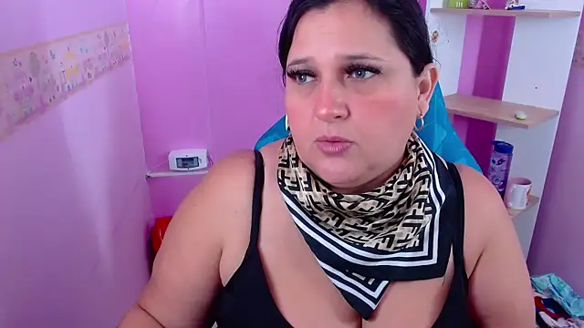 Kerly Doll online show from October 19, 1:13 pm