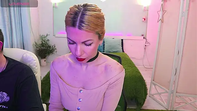 AlisaAleksandr online show from February 11, 1:56 pm