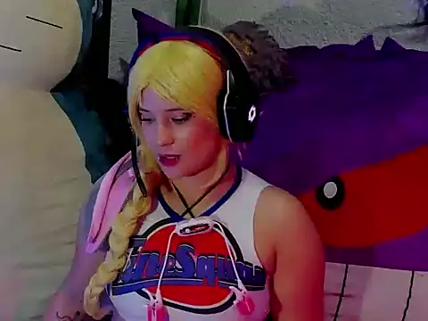 Emilythemachine online show from January 13, 1:44 am