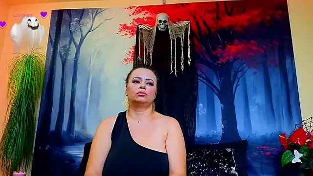 Snapshot of ElizabethEven chatting on November 2, 12:36 am ElizabethEven online show from November 2, 12:36 am