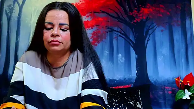 Snapshot of ElizabethEven chatting on October 23, 2:28 am ElizabethEven online show from October 23, 2:28 am