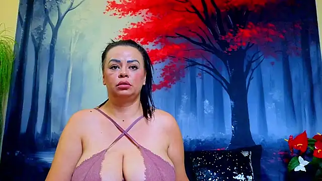 ElizabethEven online show from November 5, 4:50 am