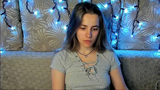 MaggieCake online show from June 11, 1:49 am