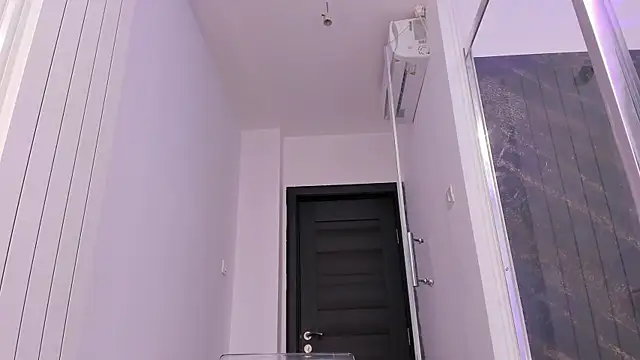 realhotfallingdevil online show from February 11, 5:53 am