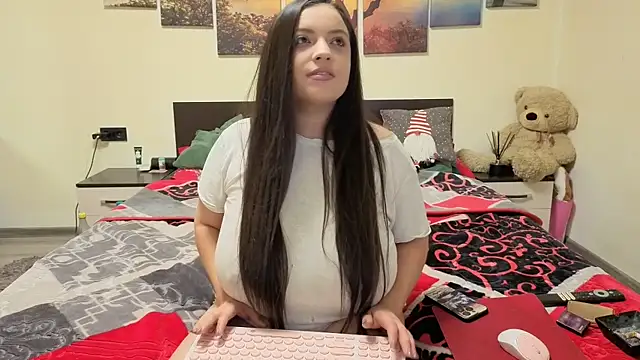 adelline online show from January 13, 10:47 pm