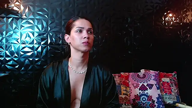 Snapshot of PINK__LOLA1 chatting on September 27, 12:18 am PINK LOLA1 online show from September 27, 12:18 am