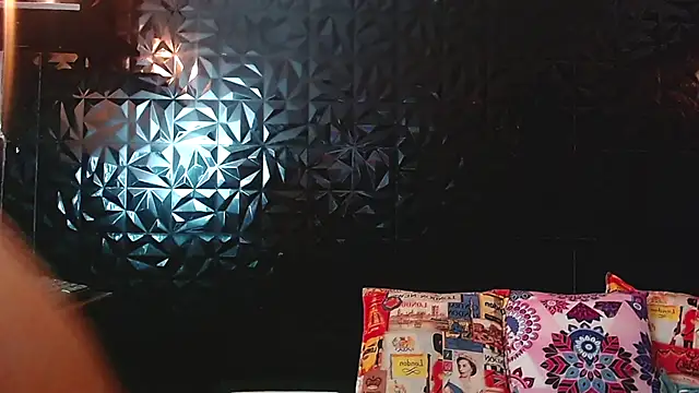 Snapshot of PINK__LOLA1 chatting on October 10, 1:21 am PINK LOLA1 online show from October 10, 1:21 am