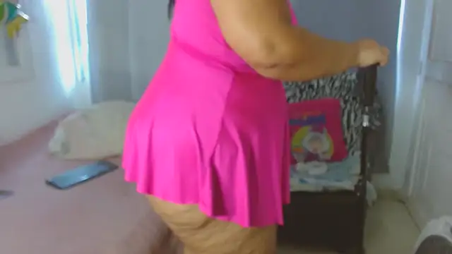 Snapshot of Selenna01 chatting on September 19, 2:05 pm Selenna01 online show from September 19, 2:05 pm