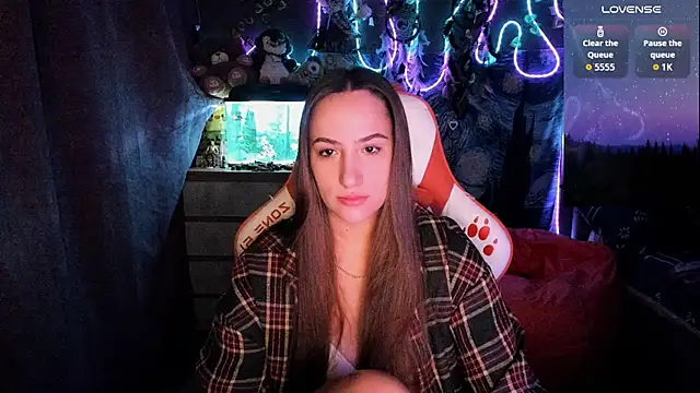 Selbi Paine online show from July 24, 6:49 pm