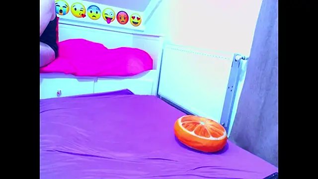 Snapshot of evehotty chatting on October 22, 7:30 pm evehotty online show from October 22, 7:30 pm