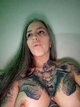 Snapshot of vamporasuccubus19777 chatting on September 23, 11:47 pm vamporasuccubus19777 online show from September 23, 11:47 pm