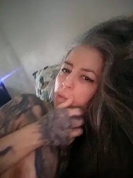 Snapshot of vamporasuccubus19777 chatting on September 27, 2:08 am vamporasuccubus19777 online show from September 27, 2:08 am