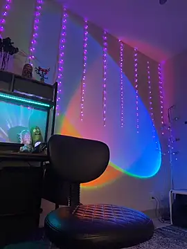 thebrattygoddess online show from December 18, 6:01 pm