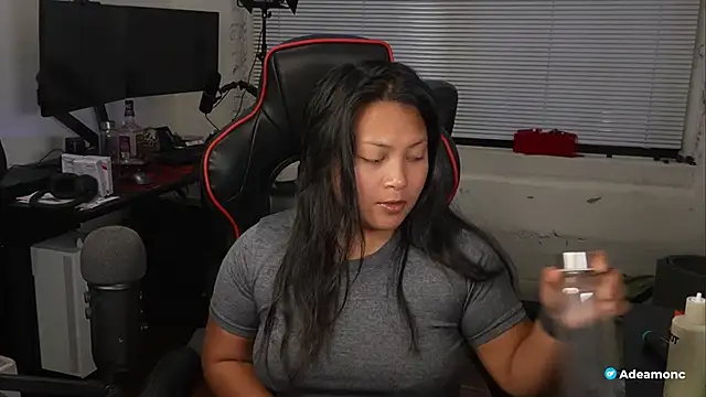 Bubbleliyah online show from October 6, 10:58 pm