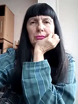 Snapshot of MelanyBanks chatting on October 22, 11:04 am MelanyBanks online show from October 22, 11:04 am