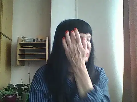 Snapshot of MelanyBanks chatting on October 2, 12:10 pm MelanyBanks online show from October 2, 12:10 pm