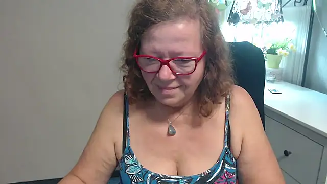 Snapshot of Adelewildx chatting on September 16, 3:58 am Adelewildx online show from September 16, 3:58 am