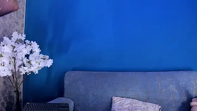 Snapshot of BellaMarieX chatting on October 5, 10:04 pm BellaMarieX online show from October 5, 10:04 pm