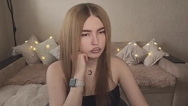 ViolettaLopez online show from September 25, 12:37 pm