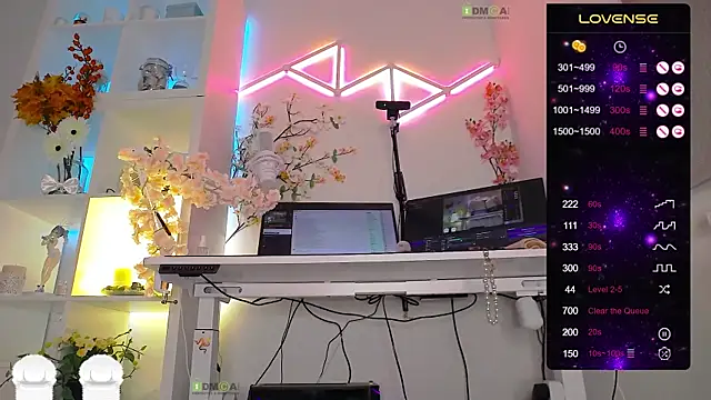 Snapshot of Elena-Marilyn chatting on September 17, 7:56 pm Elena-Marilyn online show from September 17, 7:56 pm