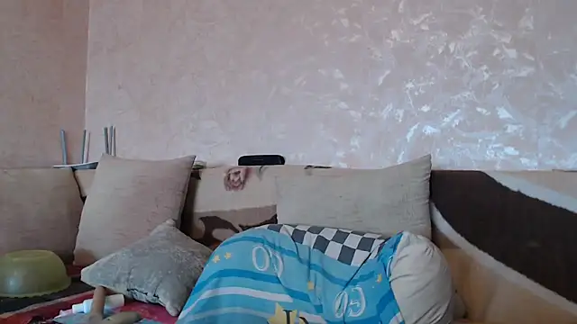 Snapshot of Amy_August chatting on September 19, 9:30 am Amy August online show from September 19, 9:30 am