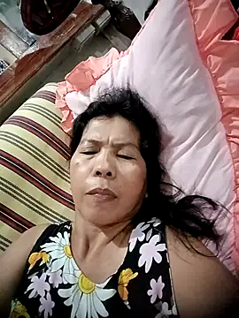 Snapshot of TropicalFlower chatting on October 5, 7:46 am TropicalFlower online show from October 5, 7:46 am