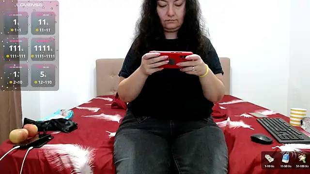 Snapshot of BBW_MILF_4U chatting on October 9, 10:41 am BBW MILF 4U online show from October 9, 10:41 am