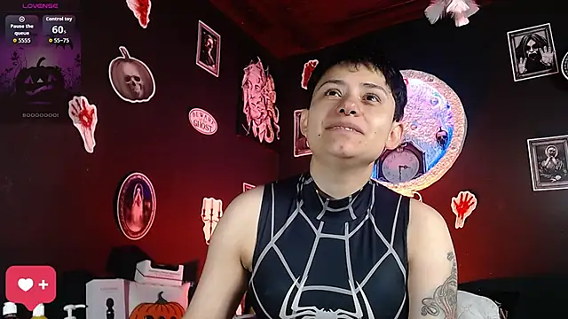 girl intense444 online show from October 21, 12:42 pm