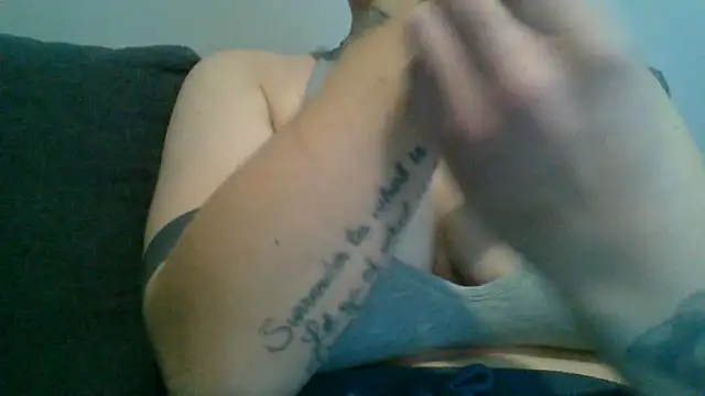 geilmeisje98 online show from December 1, 11:58 am