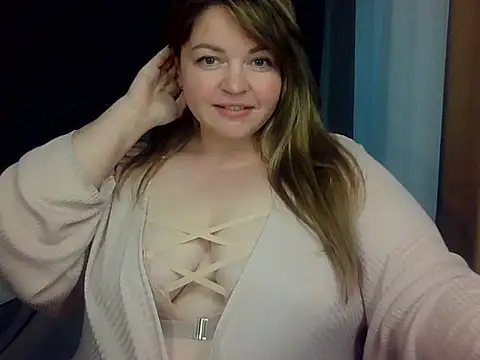 cute  cherry online show from June 3, 4:23 pm