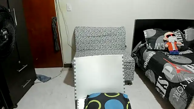 Snapshot of youth_lust69 chatting on October 23, 1:00 am youth lust69 online show from October 23, 1:00 am