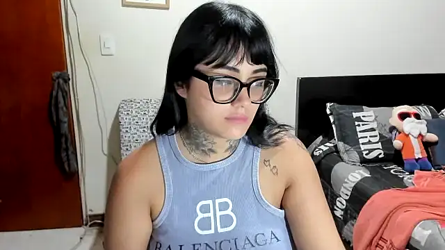 Snapshot of youth_lust69 chatting on October 27, 1:23 am youth lust69 online show from October 27, 1:23 am