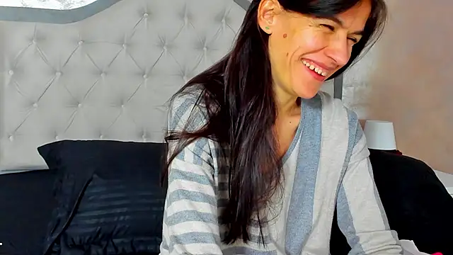 JennaMyers online show from February 23, 8:30 pm